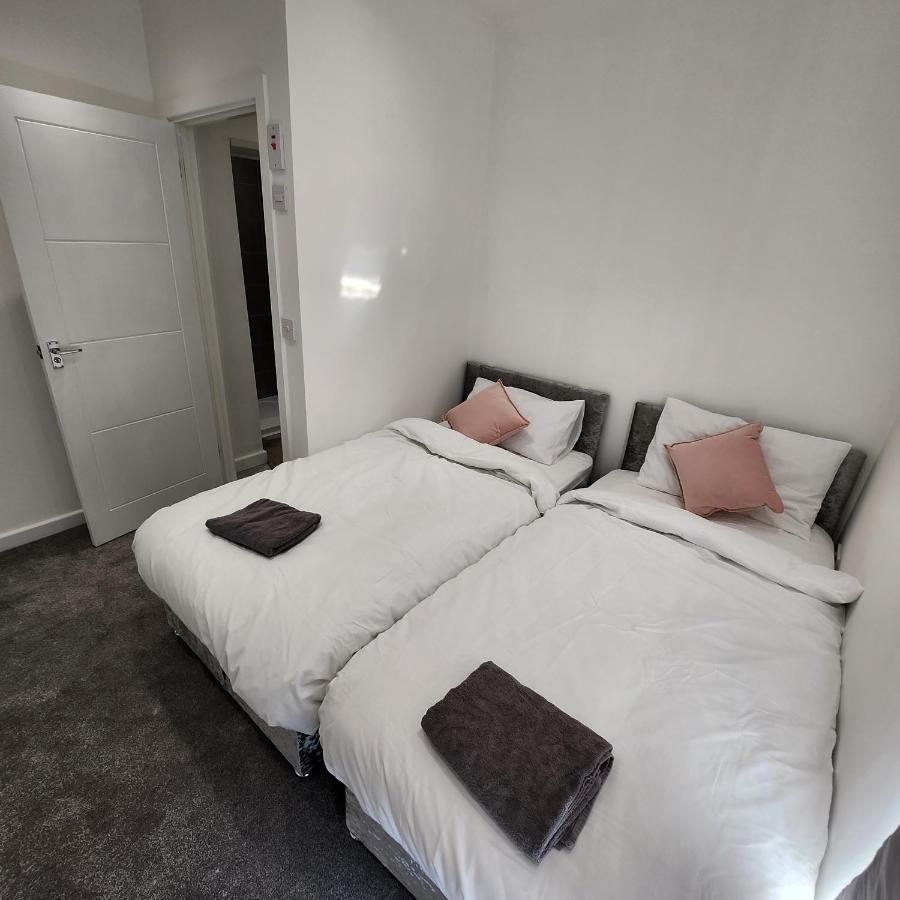 Comfy Diamond Ensuite Room Maidstone With Free Parking And Speedy Wifi Eksteriør billede